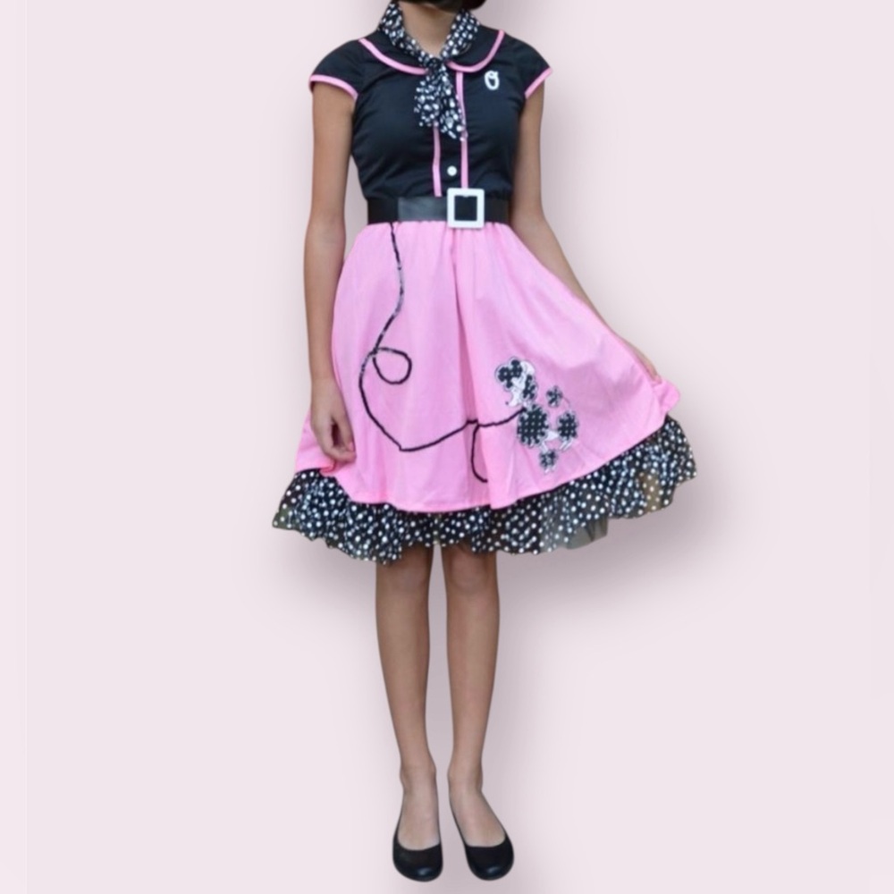 Black & Pink “50’s Sweetheart”
Size: Girls L (10-12)